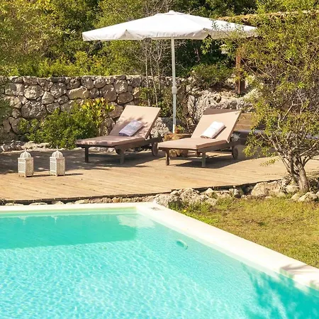 Mounty Island Villas-nefeli