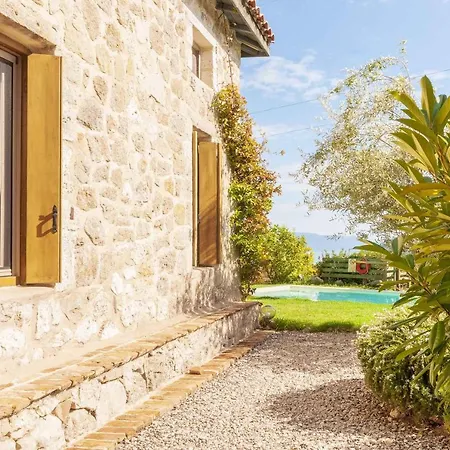 Mounty Island Villas-nefeli Villa Lazaráta