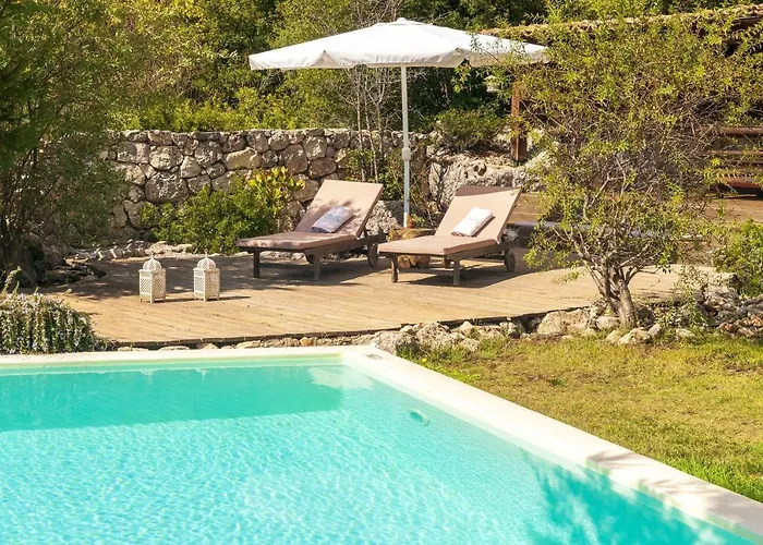 Mounty Island Villas-nefeli
